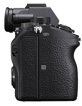Cuerpo cámara sin espejo Sony modelo ILCE-7M3