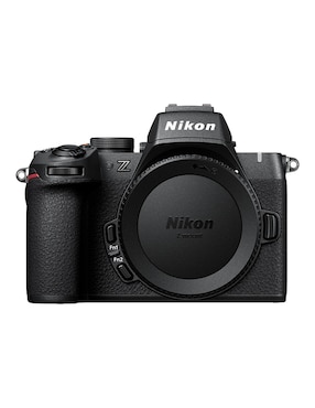 Kit cámara sin espejo y accesorios Nikon VOK150YU con lente 16 a 50 mm f / 3.5 Z-Mount
