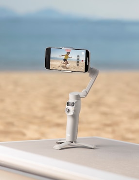 Estabilizador Smartphone Dji modelo Osmo Mobile 7