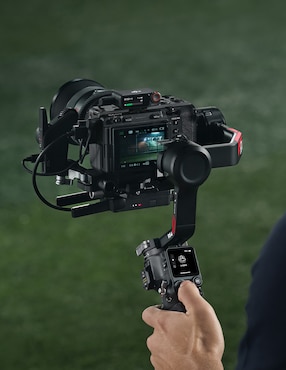 Estabilizador Cámara Dji modelo RS 4 Combo