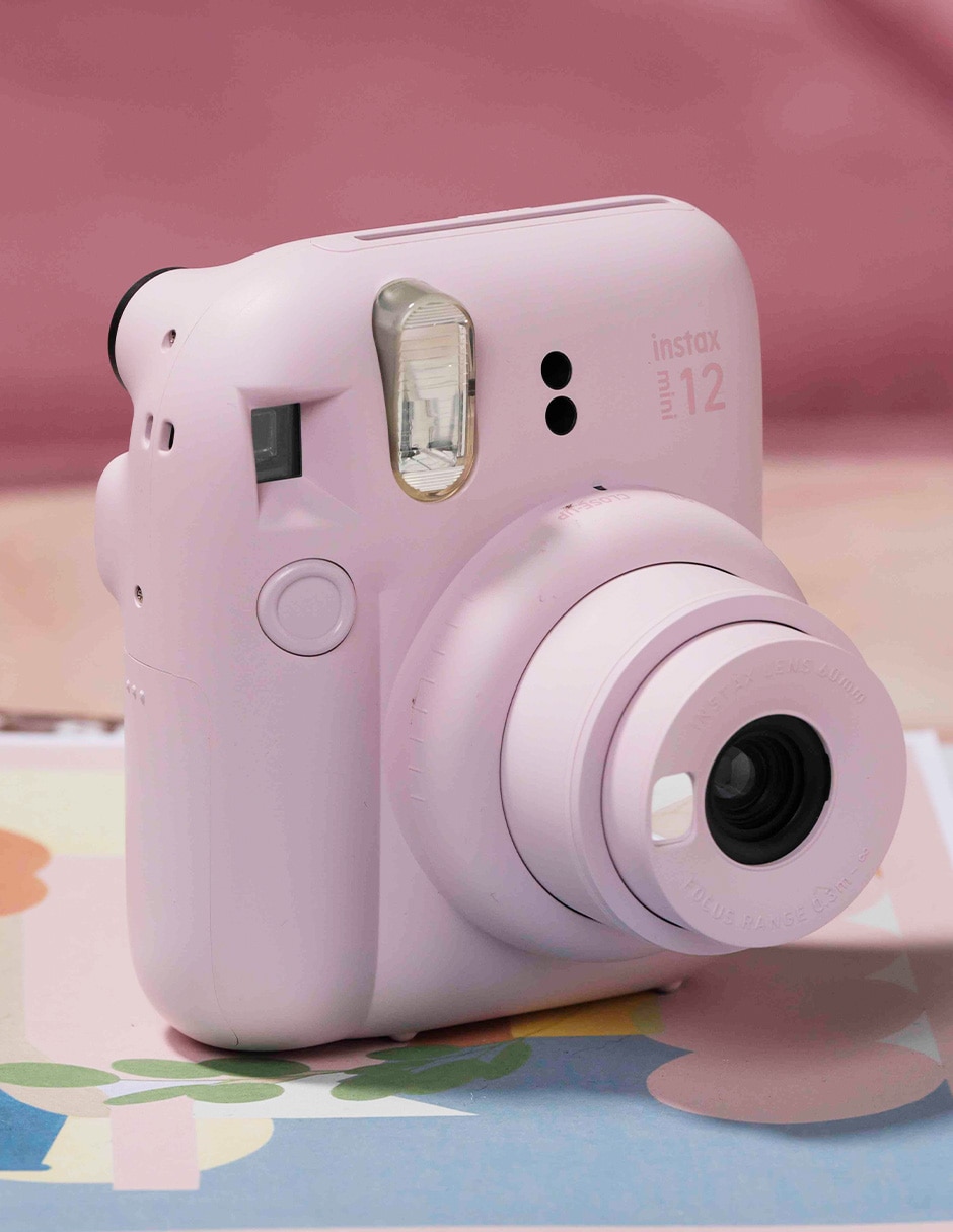 Cámara instantánea modelo Instax Mini 12 5