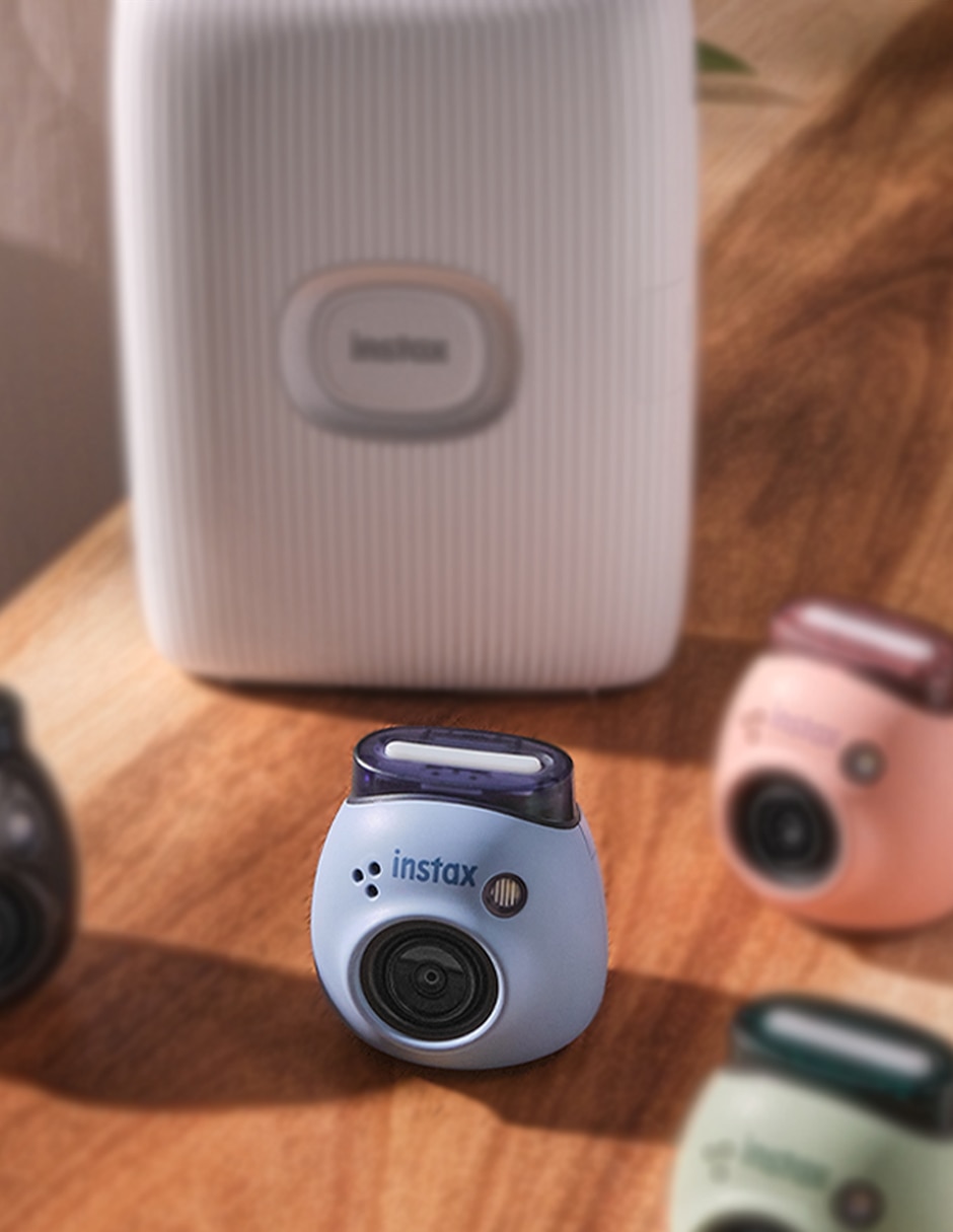 Cámara compacta básica modelo Instax PAL 5 megapíxeles 5